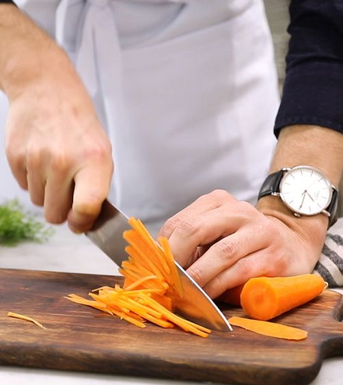 Cours de cuisine pour apprendre à manier un couteau - Paris