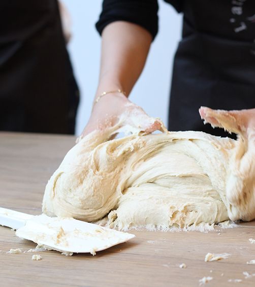Cours de boulangerie autour du levain à Paris