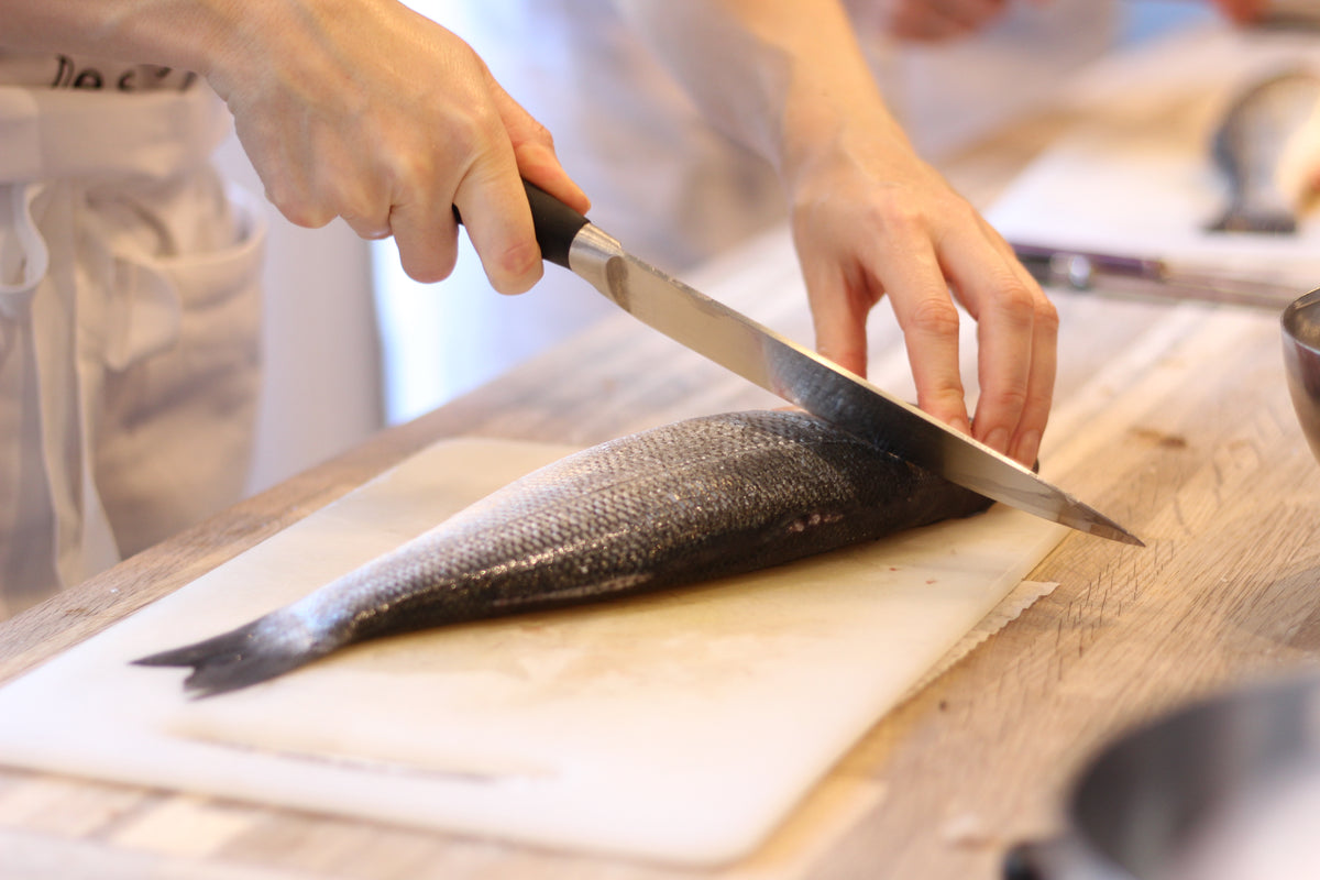 Cours de cuisine pour apprendre à manier un couteau - Paris